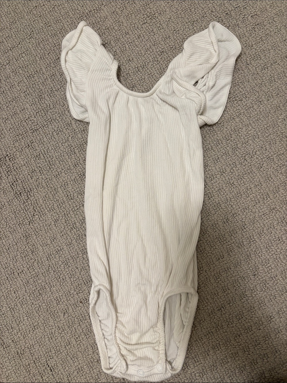 Kyte Baby Ribbed Flutter Sleeve Bodysuit – Cream/Ivory – Toddler Girl
